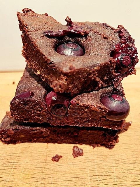 Brownie brez moke in sladkorja